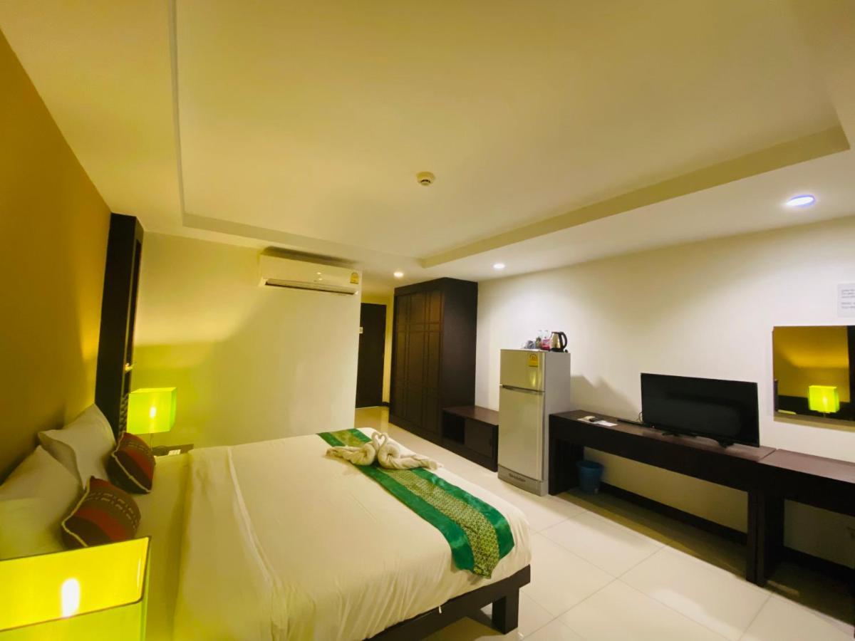 Tycoon Suite By Goad Avadhess Hospitality 1Km Walking Street Pattaya Beach ภายนอก รูปภาพ