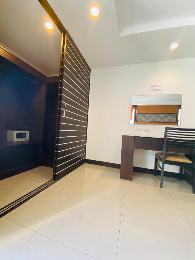 Tycoon Suite By Goad Avadhess Hospitality 1Km Walking Street Pattaya Beach ภายนอก รูปภาพ
