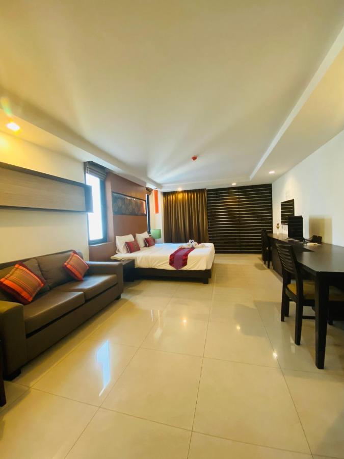 Tycoon Suite By Goad Avadhess Hospitality 1Km Walking Street Pattaya Beach ภายนอก รูปภาพ