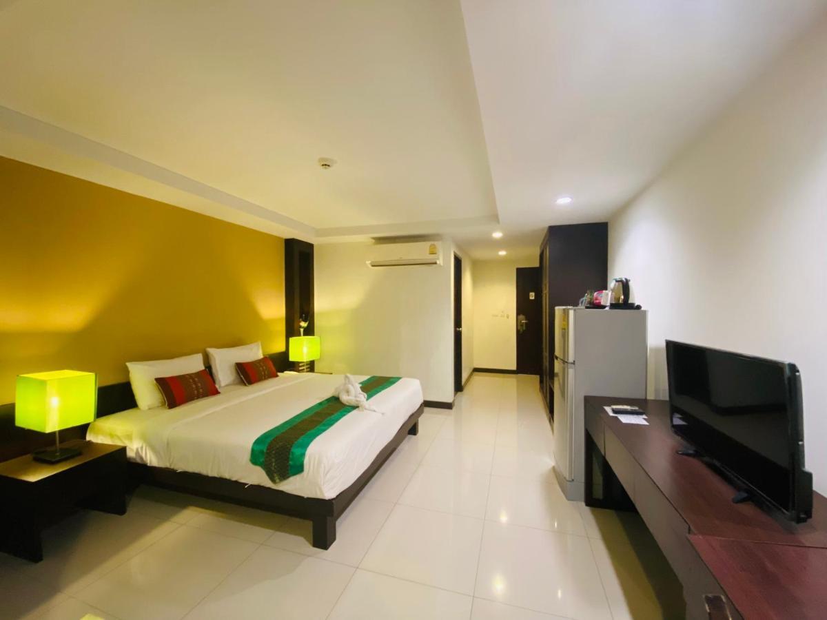 Tycoon Suite By Goad Avadhess Hospitality 1Km Walking Street Pattaya Beach ภายนอก รูปภาพ